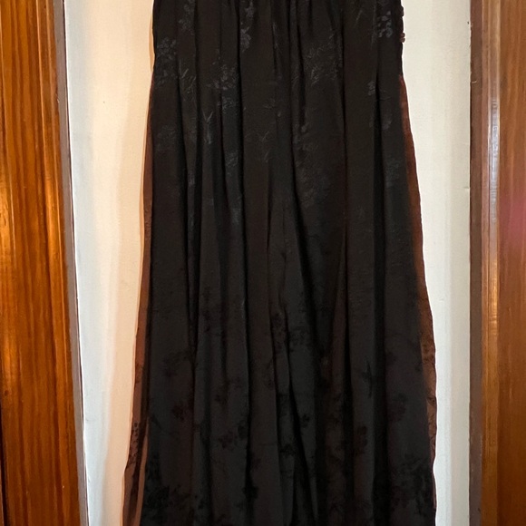 Elegant Black and Brown Embroidered Loose Fitting Boho Style Pants - Picture 10 of 11